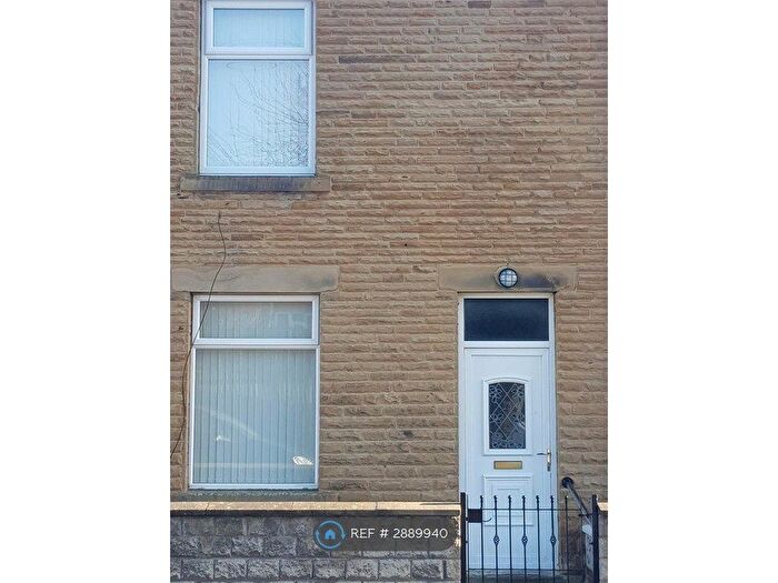 2 Bedroom Terraced House To Rent In Batley, Batley, WF17