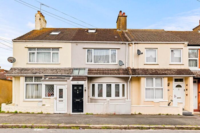 4 Bedroom Terraced House For Sale In Alma Road, Folkestone, CT20