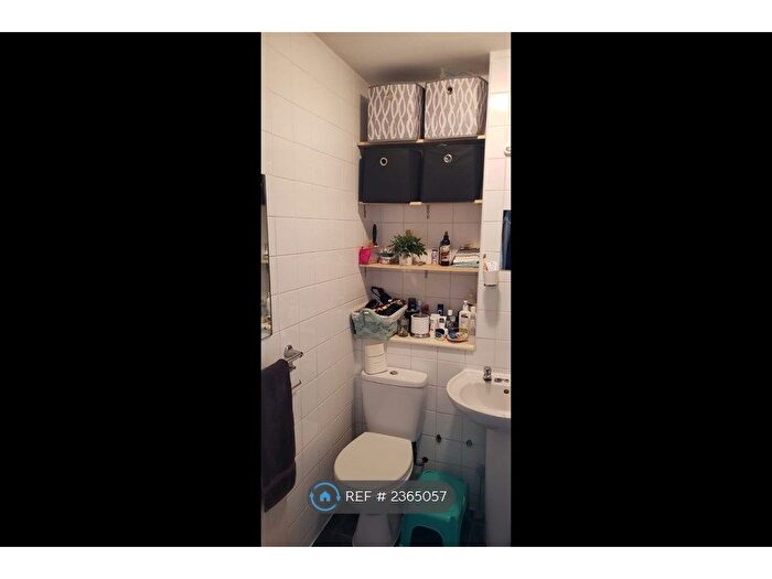 1 Bedroom Flat To Rent In Goodmayes, Ilford, IG3