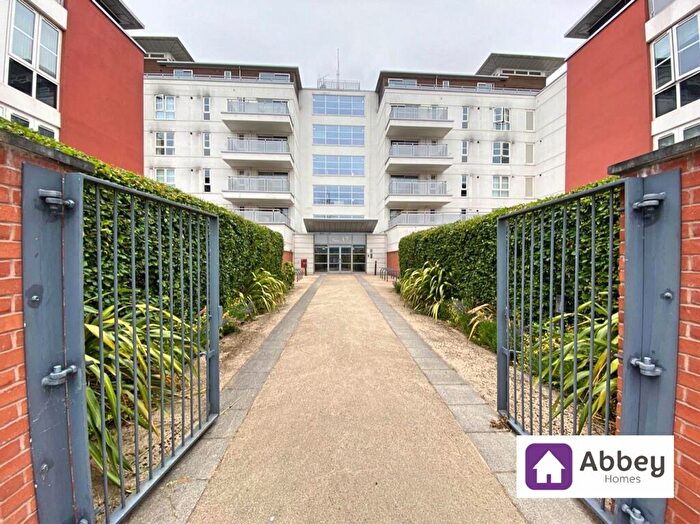 1 Bedroom Apartment To Rent In Watkin Road, Leicester, LE2