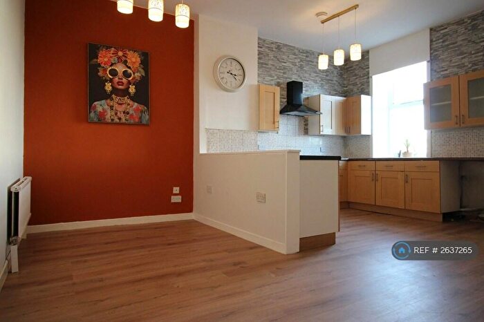 2 Bedroom Flat To Rent In Whalley Road, Clayton Le Moors, Accrington, BB5