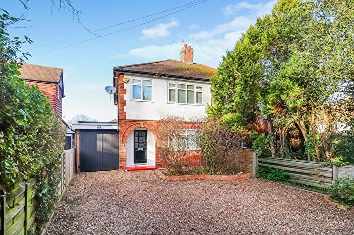 3 Bedroom Semi Detached House For Sale In Ashfields, Watford, WD25