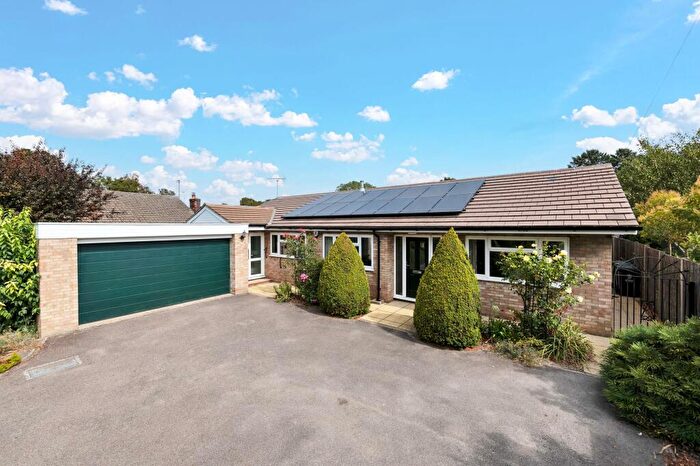 4 Bedroom Detached Bungalow For Sale In Water Lane, Melbourn, SG8