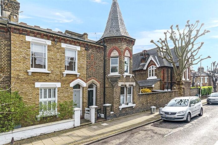 3 Bedroom Terraced House To Rent In Eversleigh Road, London, SW11