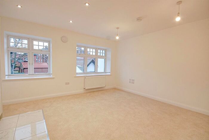 3 Bedroom Flat To Rent In St. Nicholas Place, Sheringham, NR26