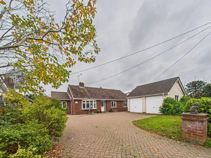 4 Bedroom Detached Bungalow For Sale In Thurston Road, Great Barton, IP31