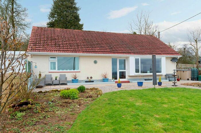 2 Bedroom Bungalow For Sale In Geirston Road, Kilbirnie, KA25