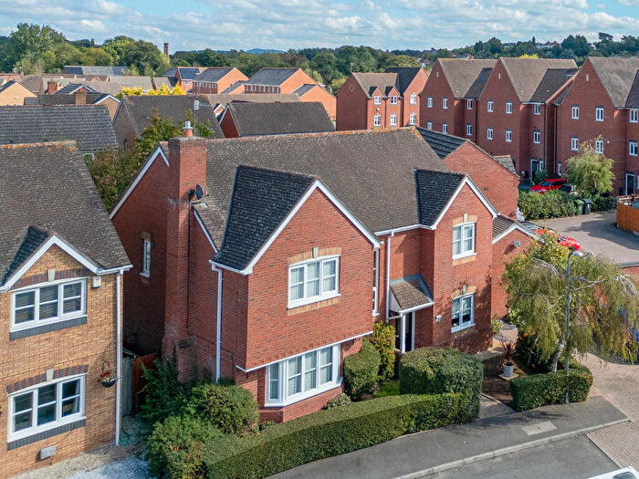 4 Bedroom Detached House For Sale In Buttercup Close, Kidderminster, DY10