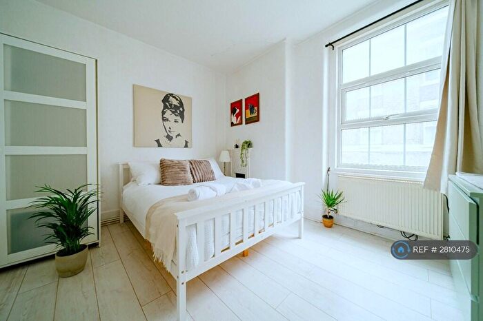 2 Bedroom Flat To Rent In Miles Buildings, London, NW1
