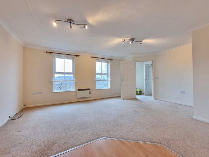 2 Bedroom Semi-Detached House To Rent In Daniel Hill Mews, Sheffield, S6