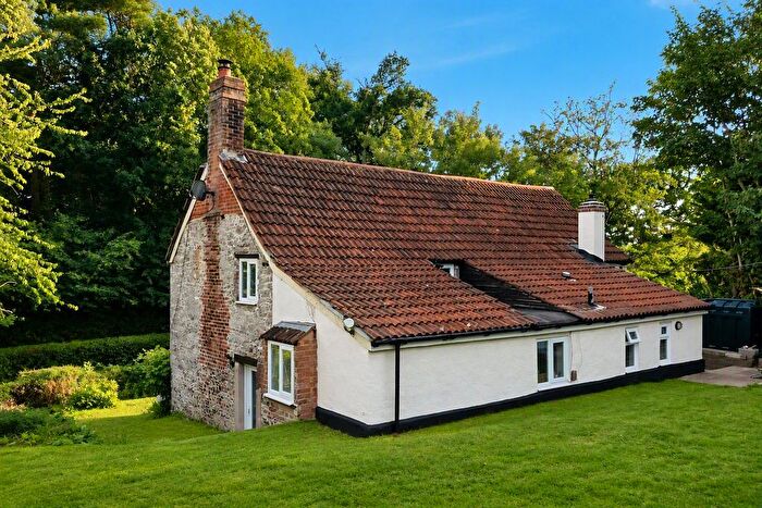 4 Bedroom Cottage For Sale In Talaton, Exeter, Devon, EX5