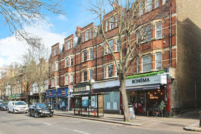 1 Bedroom Flat To Rent In Silver Street, Enfield, EN1