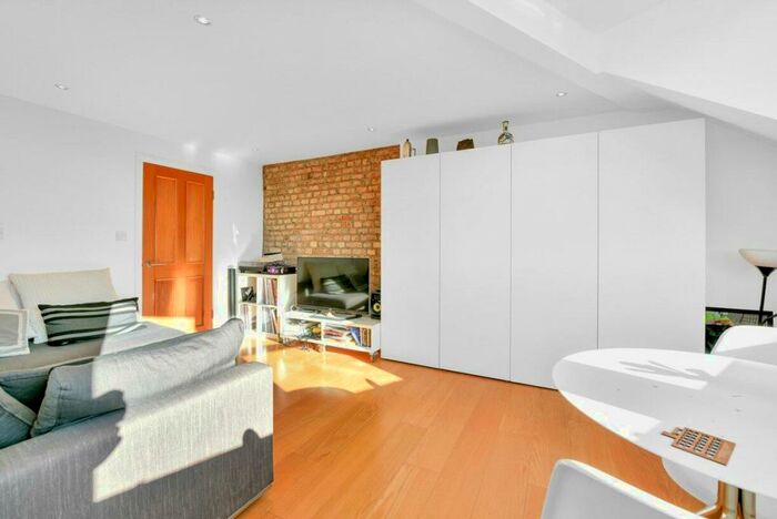 1 Bedroom Flat To Rent In Mountgrove Road, London, N5