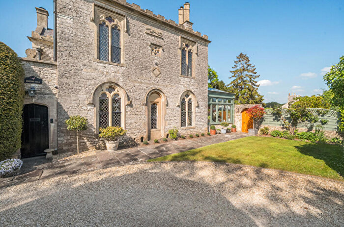 5 Bedroom Detached House For Sale In Kings Square, Bitton, Gloucestershire, BS30