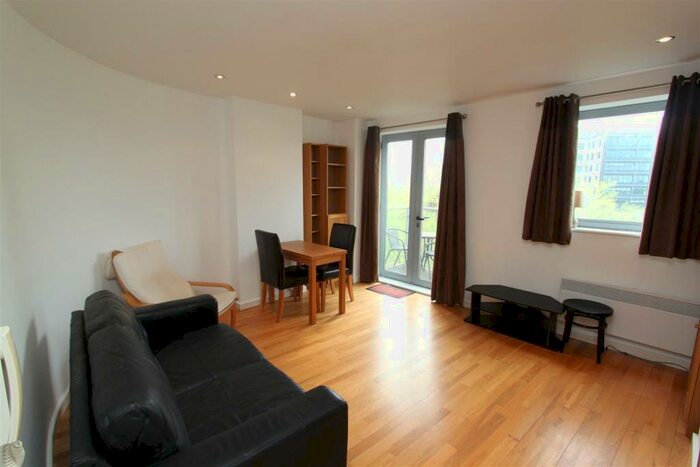 1 Bedroom Flat To Rent In Catalina, City Island, LS12