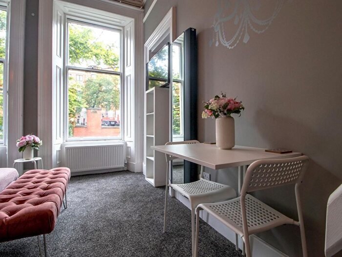 1 Bedroom Flat To Rent In Hillhead, G12