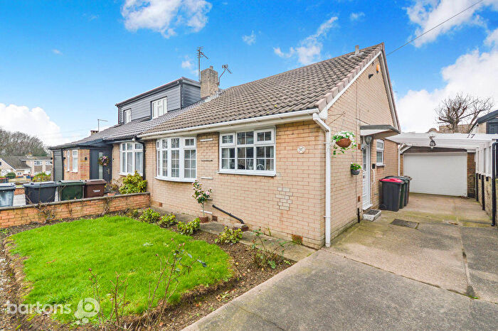 2 Bedroom Semi-Detached Bungalow To Rent In Kynance Crescent, Brinsworth, S60