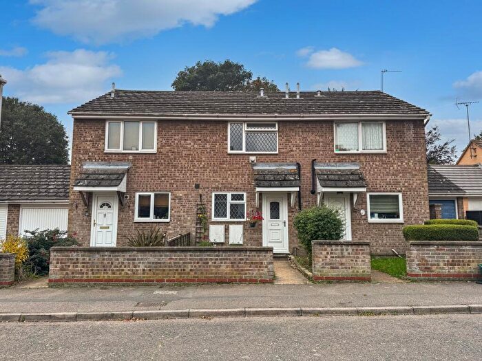 2 Bedroom Property For Sale In Henrietta Close, Wivenhoe, Colchester, CO7