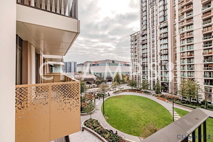 2 Bedroom Flat To Rent In Cascade Way, London, W12