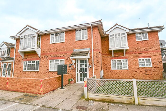 2 Bedroom Flat For Sale In Melville Court Victoria Road, Southend-On-Sea, SS1