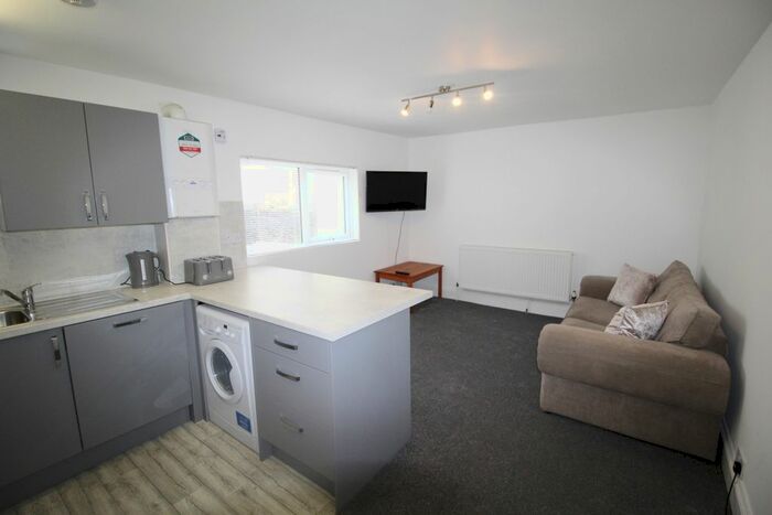 Studio To Rent In Hill Park Crescent, Plymouth PL4
