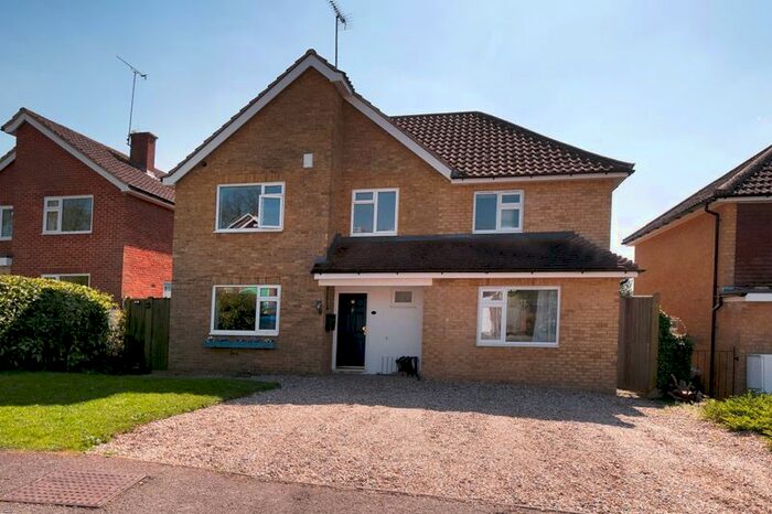 5 Bedroom Detached House For Sale In Oast View, Horsmonden, Tonbridge, TN12