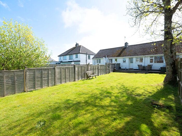 2 Bedroom Terraced House For Sale In Evelyn, PL29