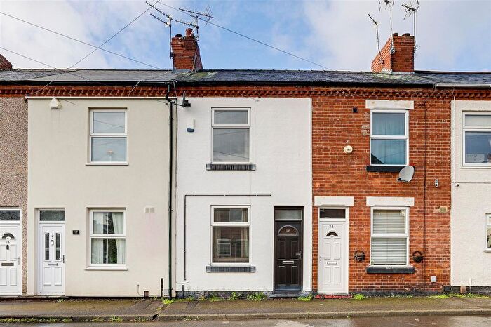 3 Bedroom Terraced House For Sale In Queen Street, Hucknall, NG15