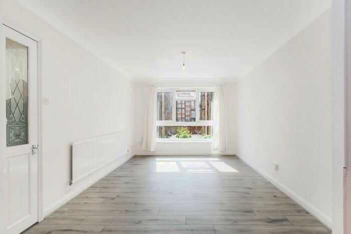 1 Bedroom Flat To Rent In Brierly Gardens, London, E2