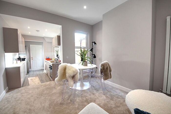 2 Bedroom Terraced House For Sale In Newmarket Street, Norwich, NR2