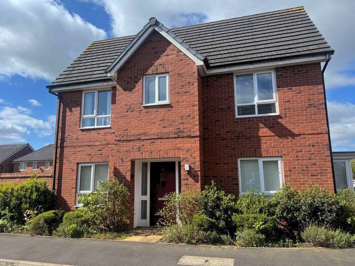 3 Bedroom Semi-Detached House To Rent In Church Street, Warrington, WA1