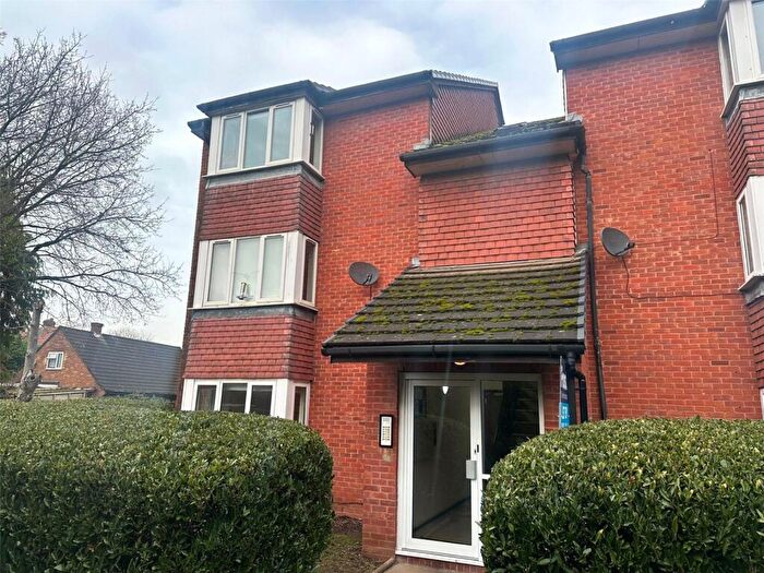 Flat For Sale In Mead Avenue, Slough, Berkshire, SL3