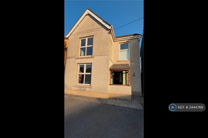4 Bedroom Detached House To Rent In Penybanc Road, Ammanford, SA18