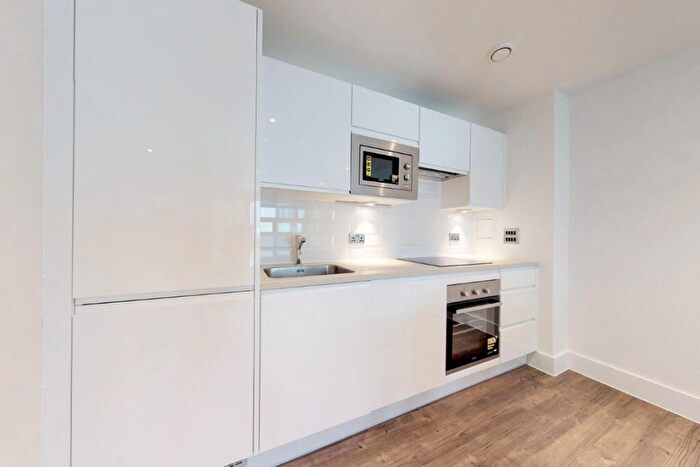 2 Bedroom Apartment To Rent In Hawkins & George, Bristol Bristol, BS1