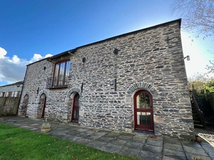 4 Bedroom Semi-Detached House To Rent In The Shippon, Lidwell, PL17