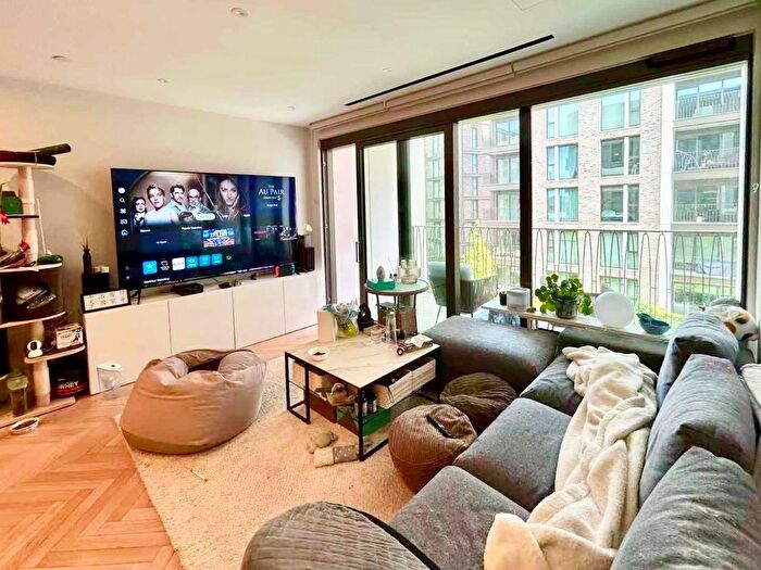 2 Bedroom Flat To Rent In Valentine House, King's Road Park Fulham, SW6