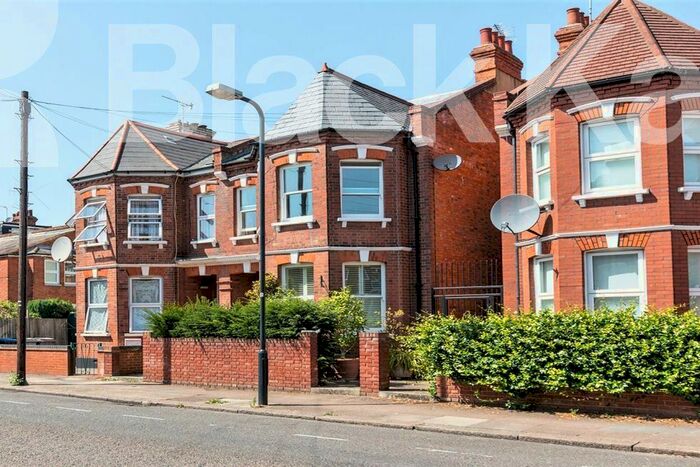 1 Bedroom Flat To Rent In Acland Road, London, NW2