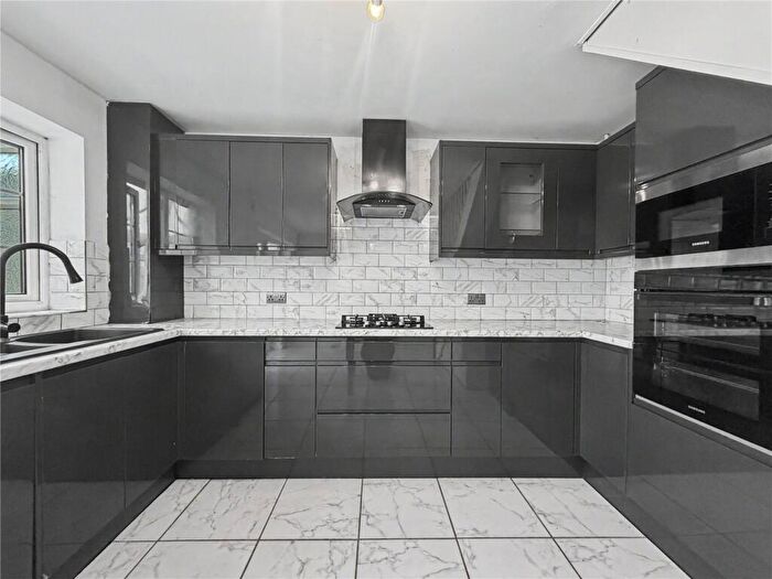3 Bedroom Terraced House For Sale In Mierscourt Road, Rainham, Gillingham, Kent, ME8