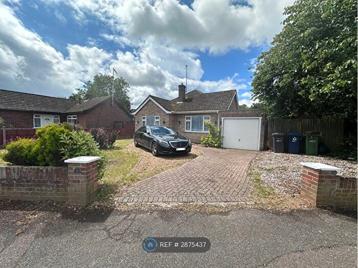 3 Bedroom Bungalow To Rent In Mayfield Road, Huntingdon, PE29