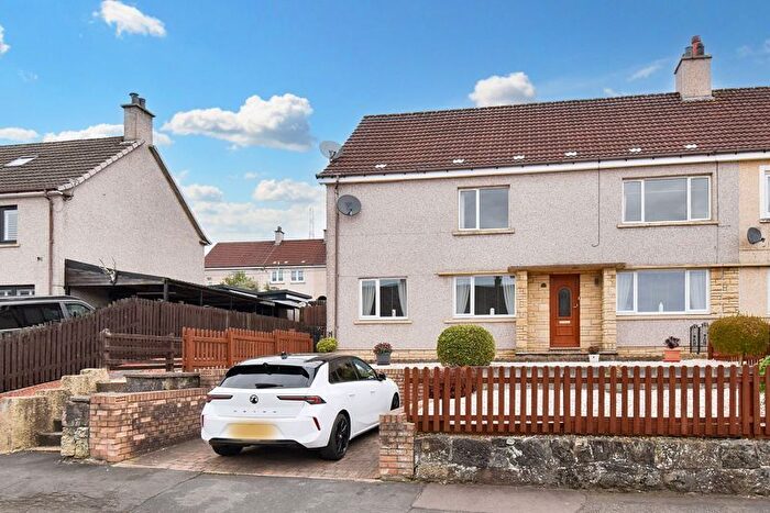 3 Bedroom Flat For Sale In Livingstone Park, Kilsyth, G65