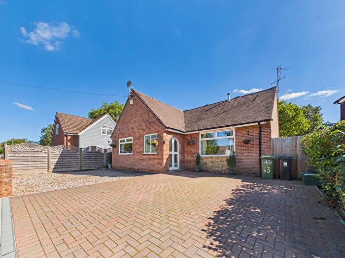 5 Bedroom Bungalow For Sale In Badminton Road, Downend, Bristol, BS16