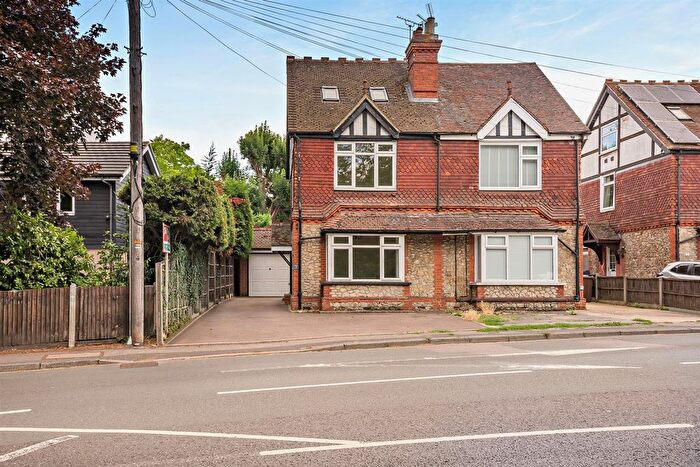 4 Bedroom Property For Sale In Willington Street, Maidstone, ME15