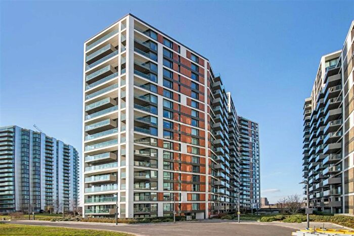 1 Bedroom Flat To Rent In Duke Of Wellington Avenue, Woolwich, SE18