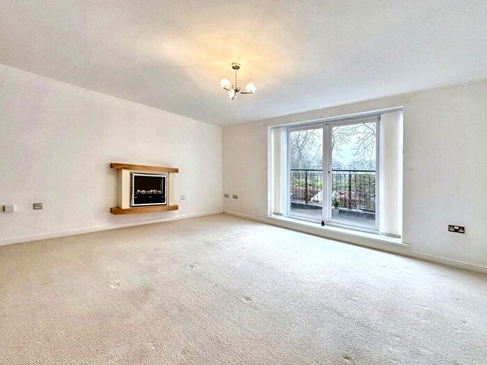 2 Bedroom Apartment For Sale In The Cloisters, Sunderland, Tyne And Wear, SR2