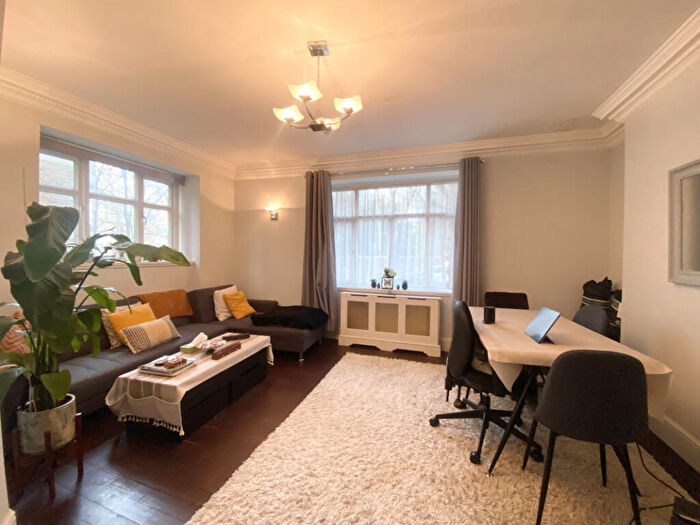 2 Bedroom Flat To Rent In St Edmunds Court, St Edmunds Terrace, London, NW8