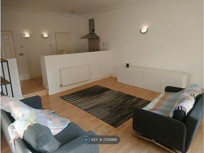 2 Bedroom Flat To Rent In Darby Road, Liverpool, L17