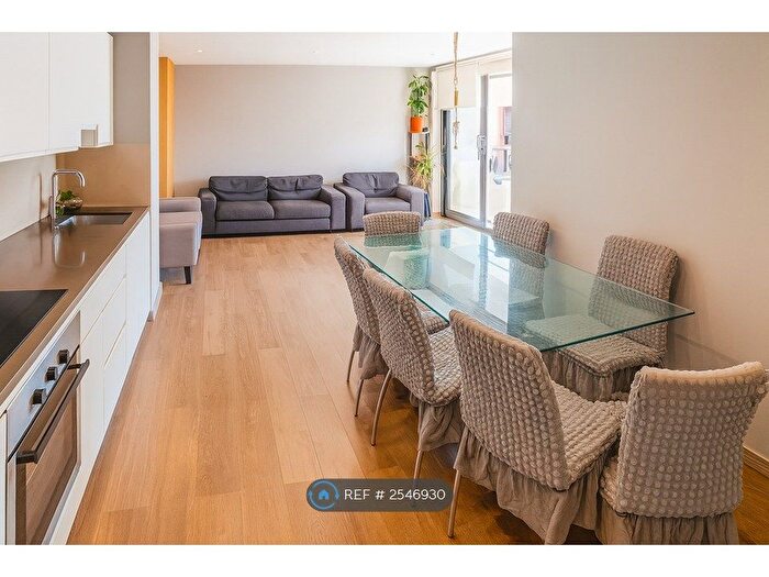 2 Bedroom Flat To Rent In Regent Court, London, N17