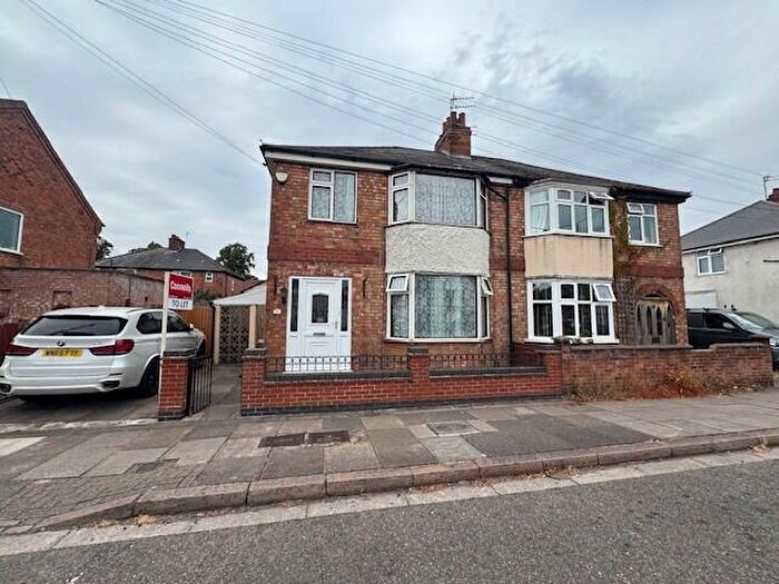 3 Bedroom Semi Detached House To Rent In Woodville Road, Leicester, LE3