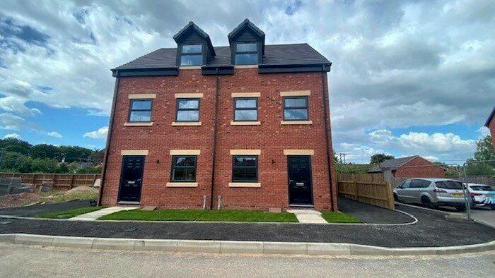 4 Bedroom Semi-Detached House To Rent In Babworth Mews, Retford, Nottinghamshire, DN22