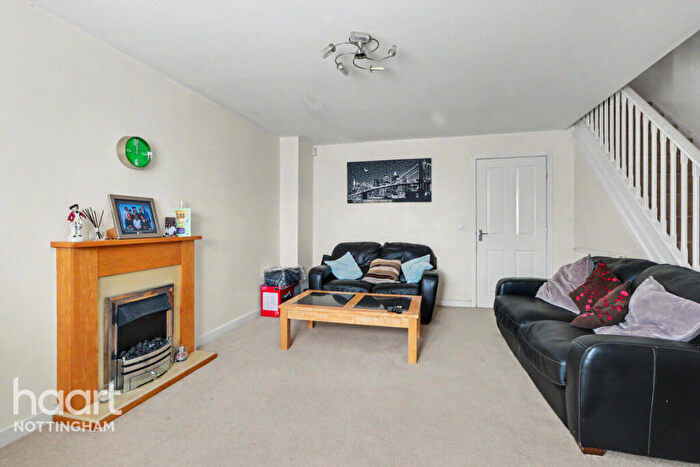 3 Bedroom Link Detached House To Rent In Creamery Close, Nottingham, NG8